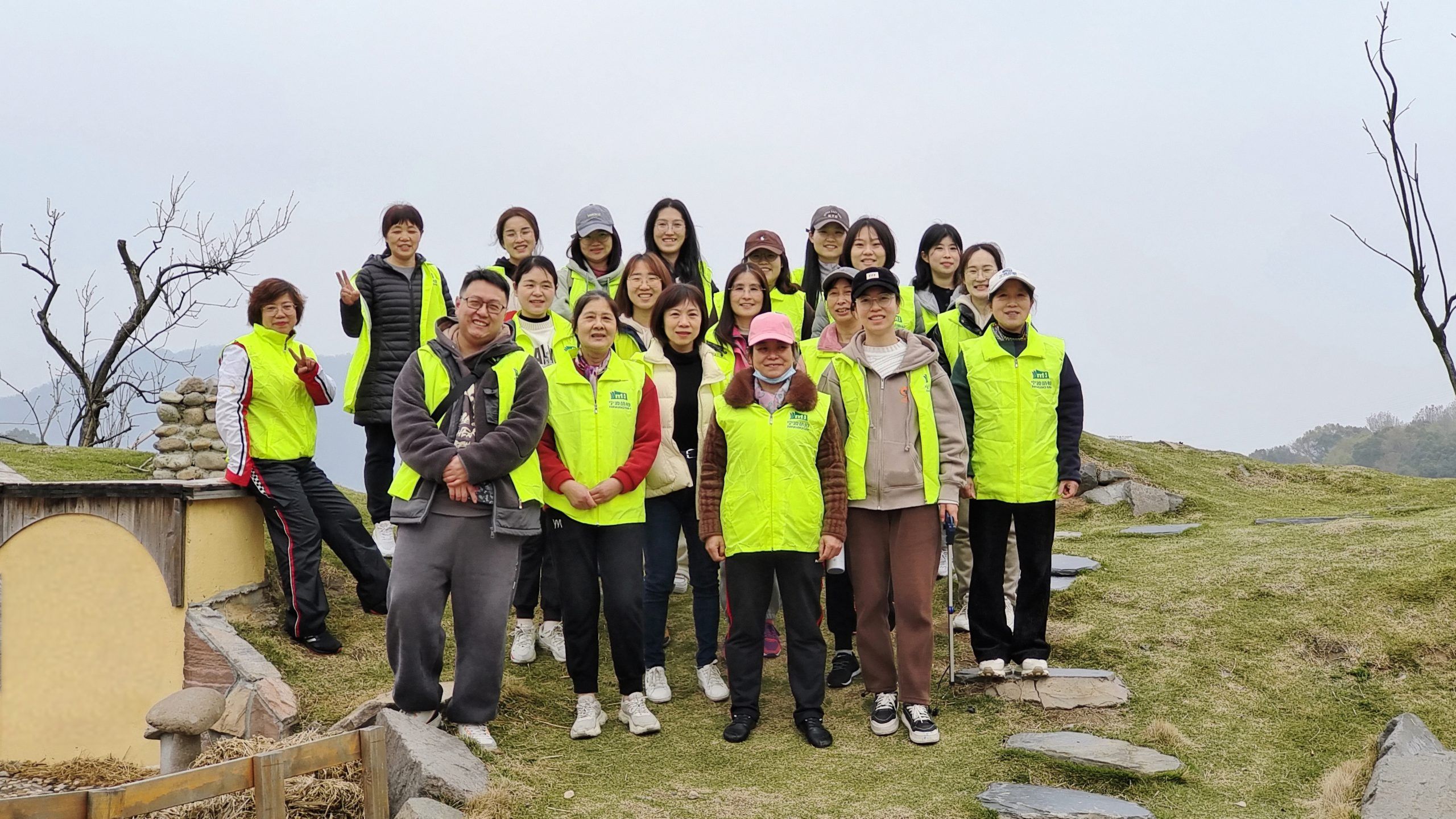 環保徒步行  “益”起拾垃圾 | 國貿開展綠足跡環保活動